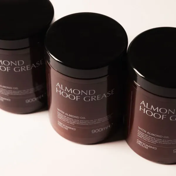 Grooming Deluxe Almond Hoof Grease